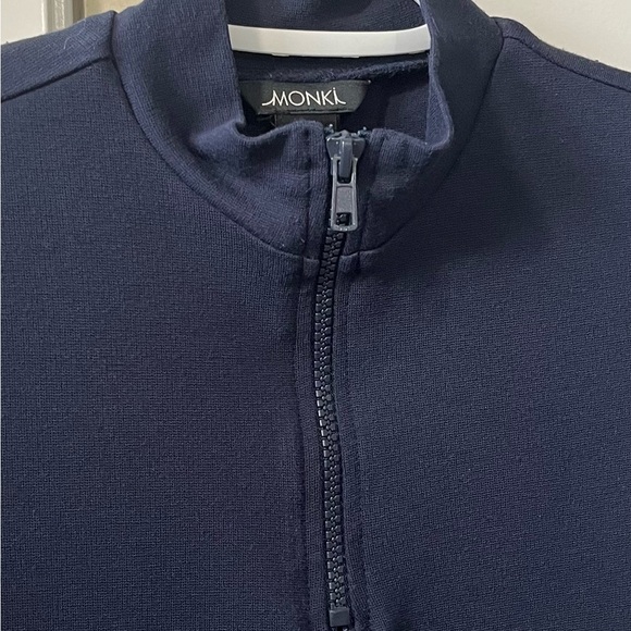 Monki short sleeve zipper polo mock-neck shirt - Picture 5 of 6